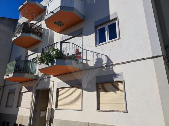 Apartamento T2 para Venda em Barcarena Foto 5