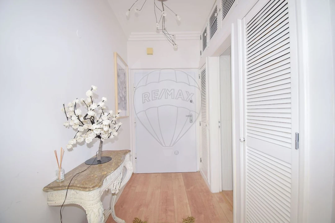 Moradia T4 para Venda em Almargem do Bispo, Pêro Pinheiro e Montelavar Foto 35