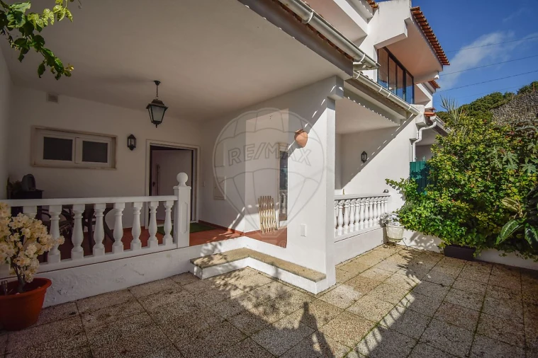 Moradia T4 para Venda em Almargem do Bispo, Pêro Pinheiro e Montelavar Foto 45