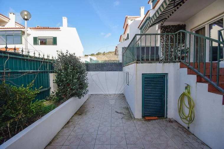 Moradia T4 para Venda em Almargem do Bispo, Pêro Pinheiro e Montelavar Foto 41