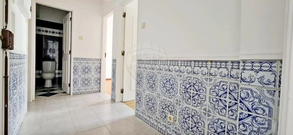 Apartamento T1 para Venda em Queluz e Belas