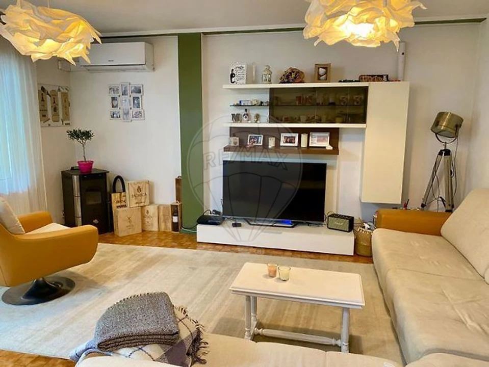 Moradia T3 para Venda em Peso da Régua e Godim Foto 2