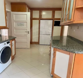 Apartamento T4 para Venda em Alvalade