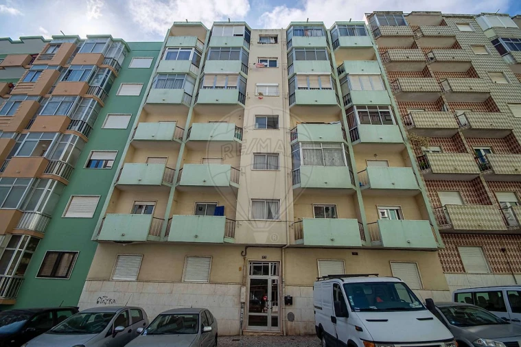 Apartamento T2 para Arrendamento em Agualva e Mira-Sintra Foto 10