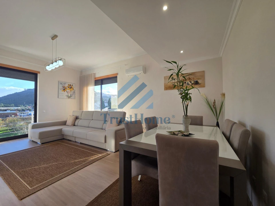 Apartamento T3 para Venda em Abrantes (São Vicente e São João) e Alferrarede Foto 1