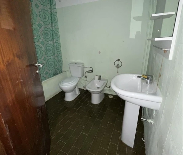 Apartamento T2 para Venda em Agualva e Mira-Sintra Foto 8
