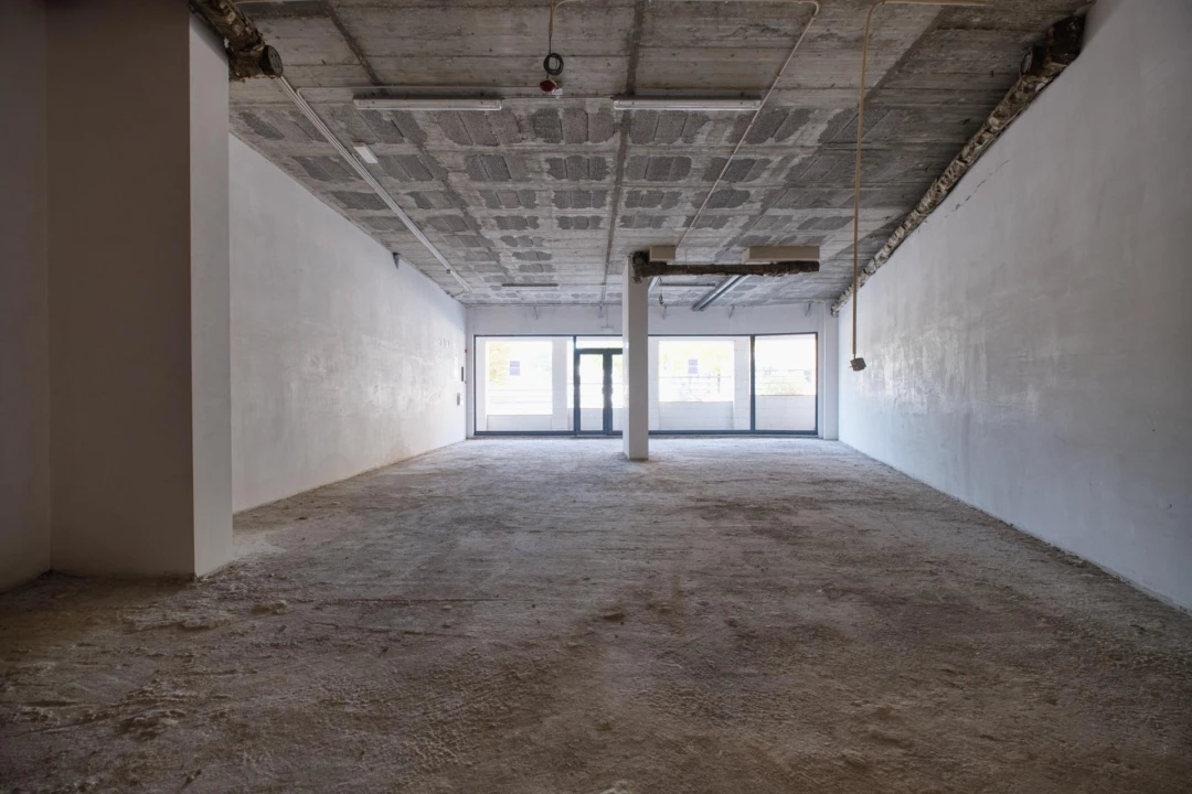 Negócio para Arrendamento em Mina de Água Foto 4