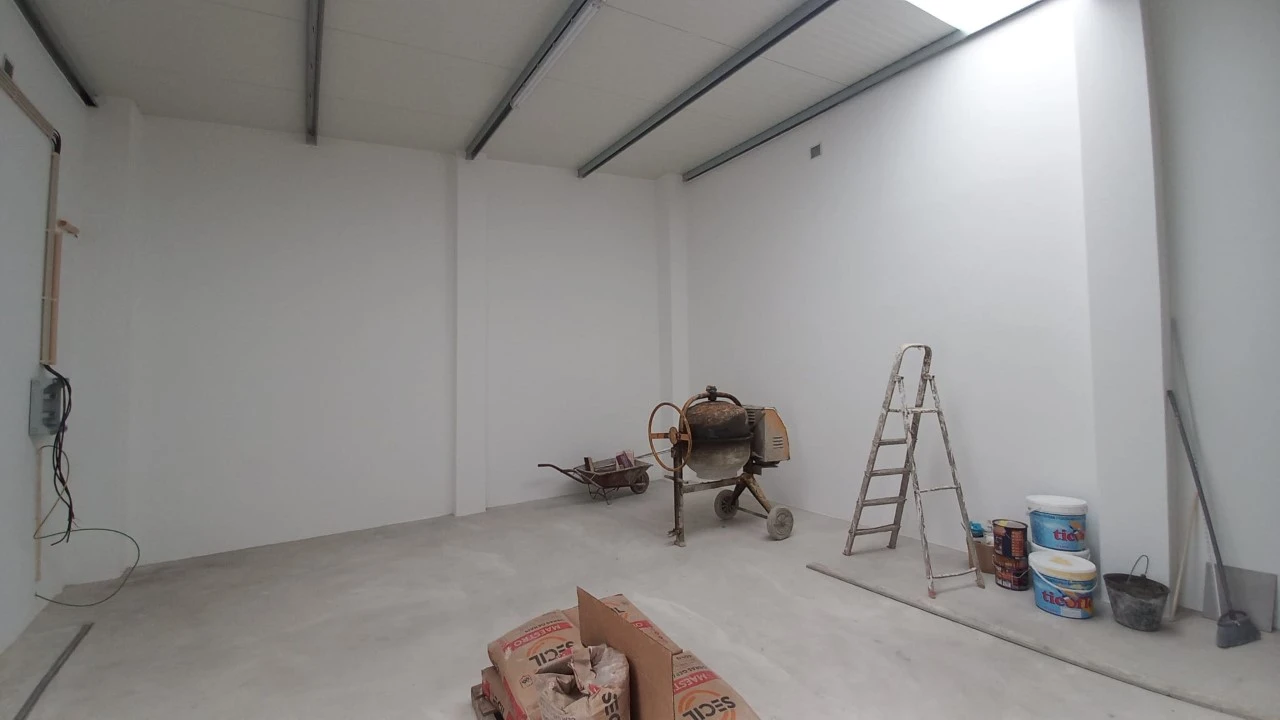 Armazém para Arrendamento em Marrazes e Barosa Foto 1