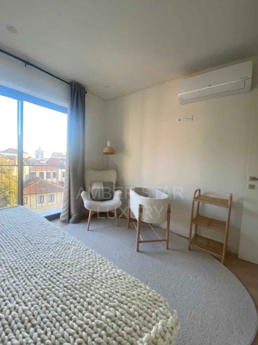 Apartamento T3 para Venda em Cedofeita, Santo Ildefonso, Sé, Miragaia, São Nicolau e Vitória Foto 21