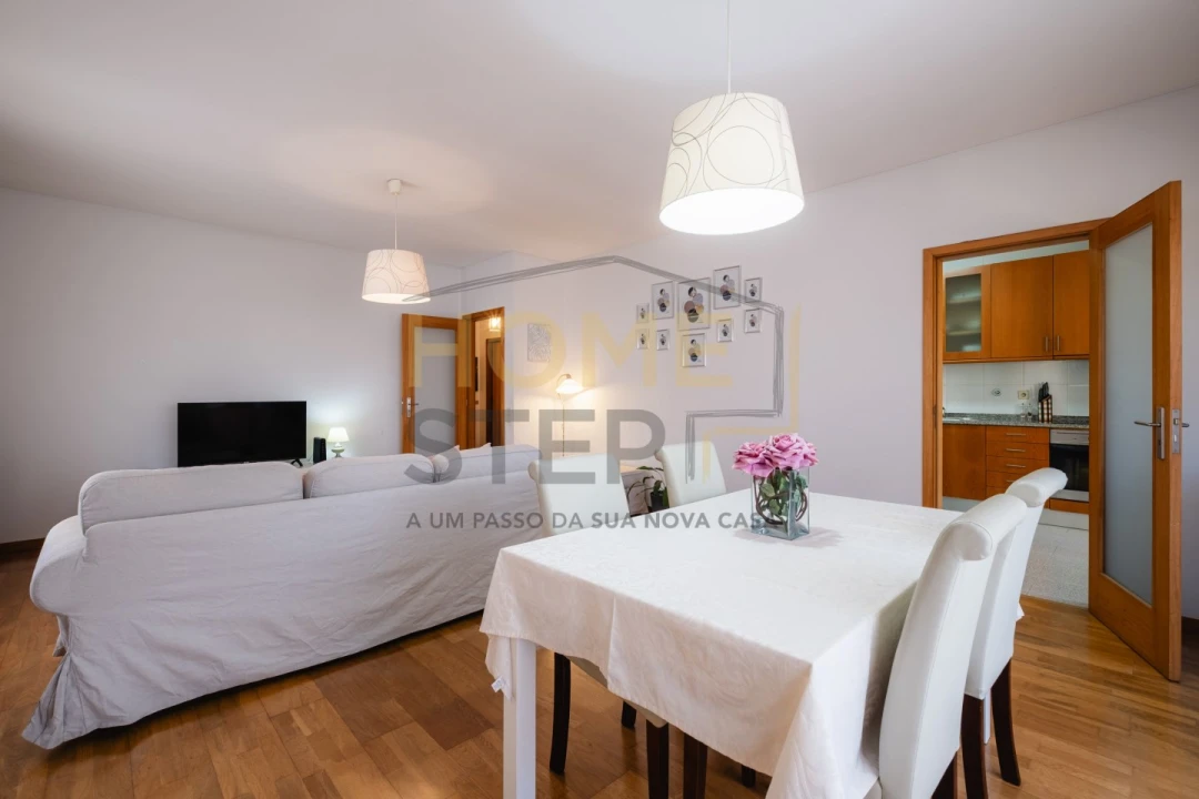 Apartamento T2 para Venda em Anta e Guetim Foto 11