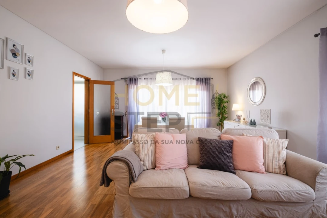 Apartamento T2 para Venda em Anta e Guetim Foto 13