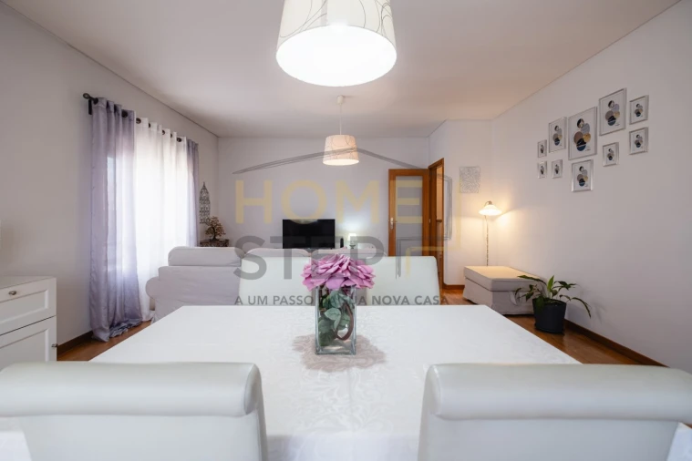 Apartamento T2 para Venda em Anta e Guetim Foto 10