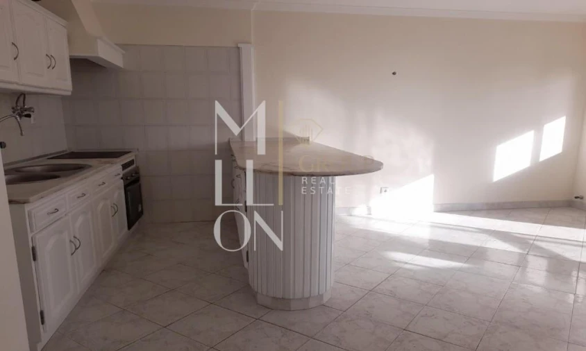 Apartamento T1 para Venda em Santa Maria e São Miguel, São Martinho, São Pedro Penaferrim Foto 9