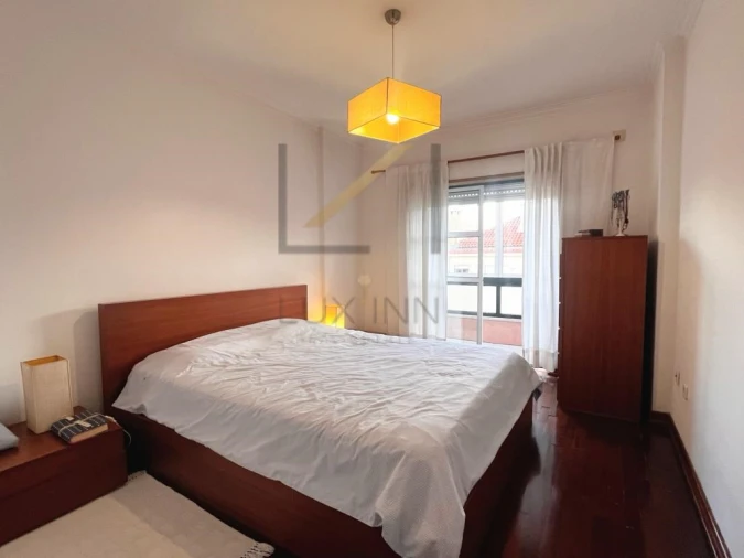 Apartamento T2 para Venda em Massamá e Monte Abraão Foto 10