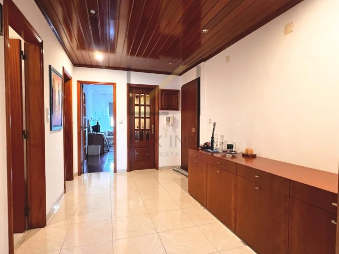 Apartamento T2 para Venda em Massamá e Monte Abraão Foto 12