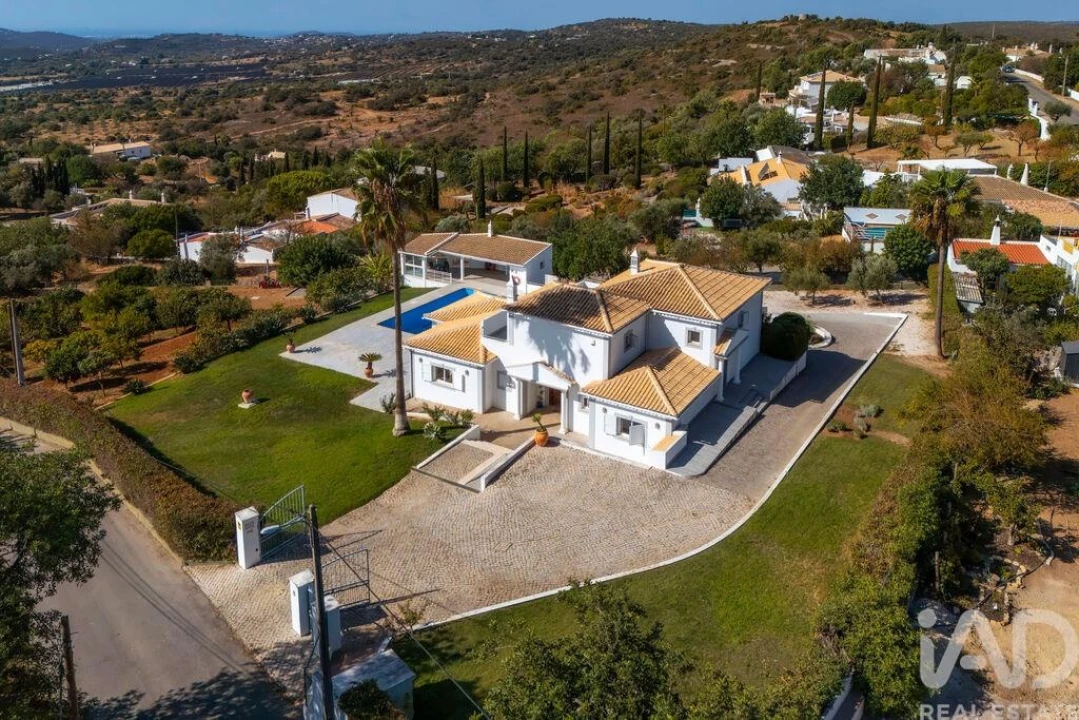 Moradia T4 para Venda em São Brás de Alportel Foto 36