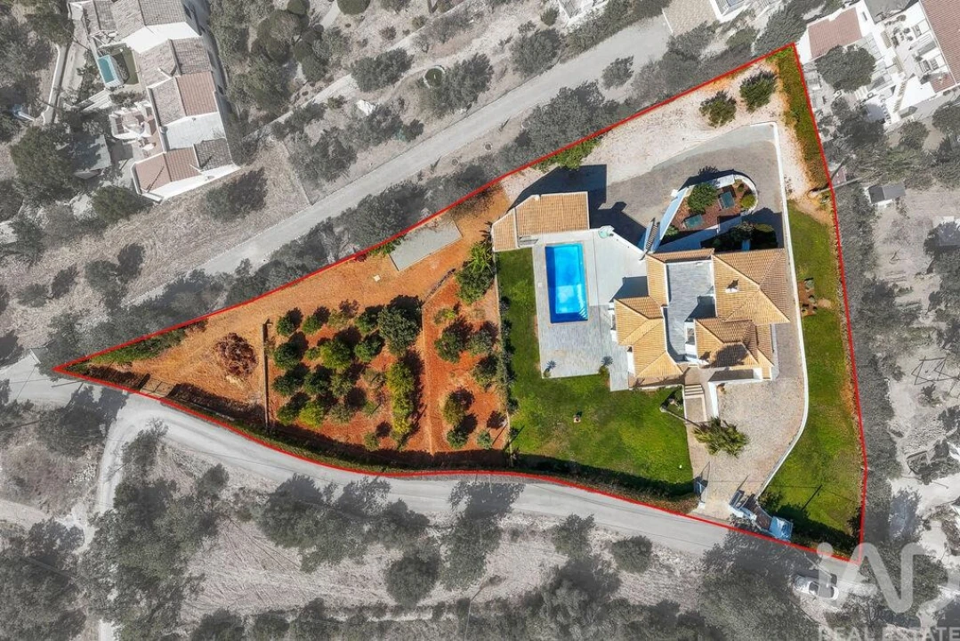 Moradia T4 para Venda em São Brás de Alportel Foto 37