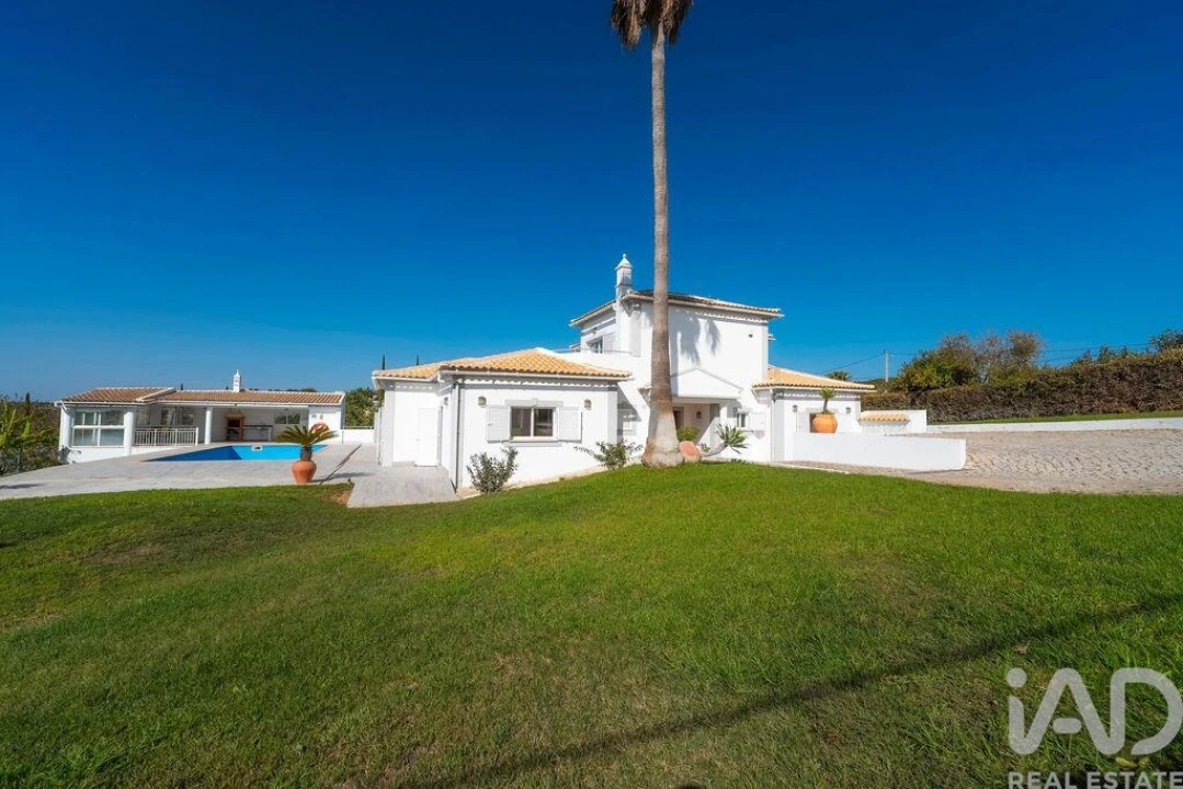 Moradia T4 para Venda em São Brás de Alportel Foto 2