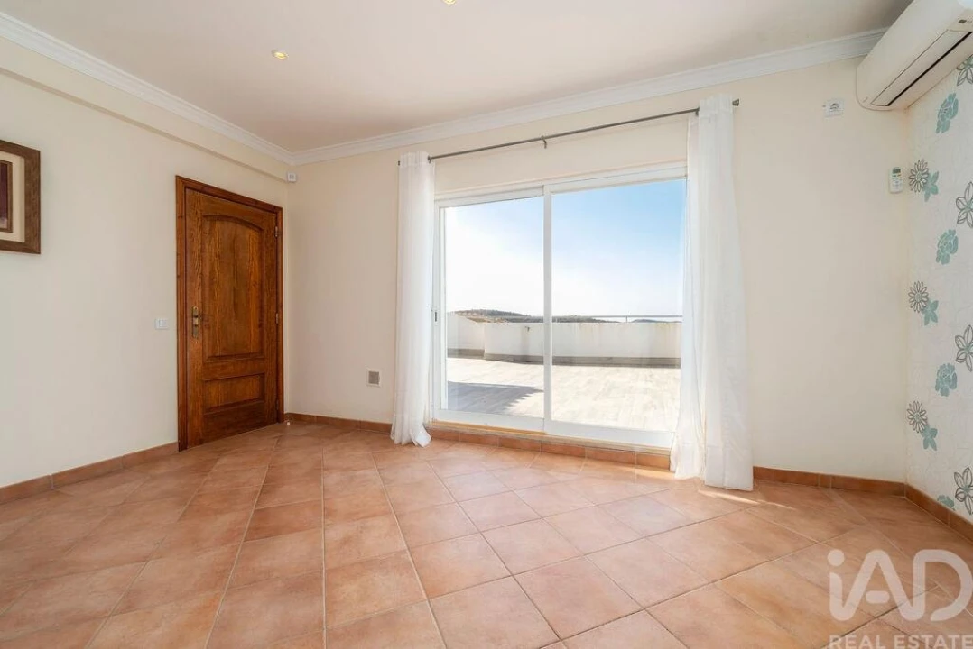 Moradia T4 para Venda em São Brás de Alportel Foto 25