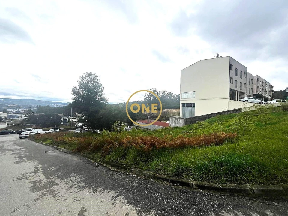 Terreno para Venda em Paredes Foto 7