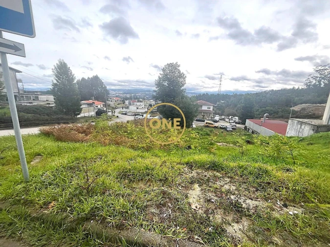 Terreno para Venda em Paredes Foto 2