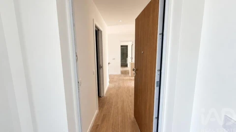 Apartamento T3 para Venda em Atouguia da Baleia