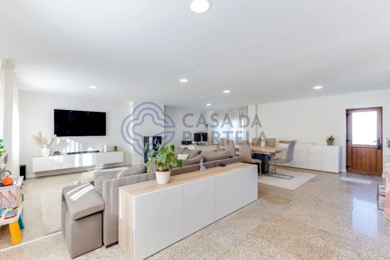 Moradia T3 para Venda em Touguinha e Touguinhó Foto 3