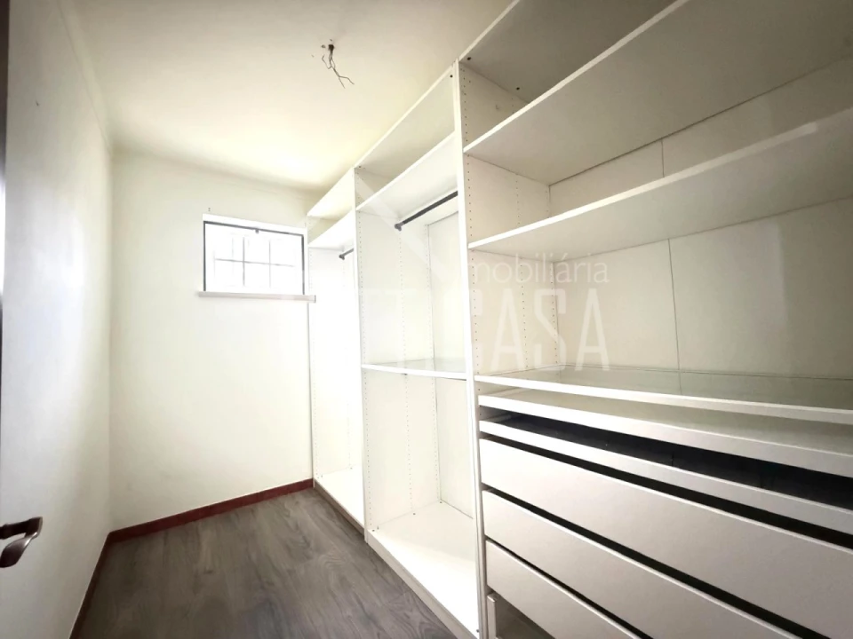 Moradia T4 para Venda em Ramalhal Foto 39