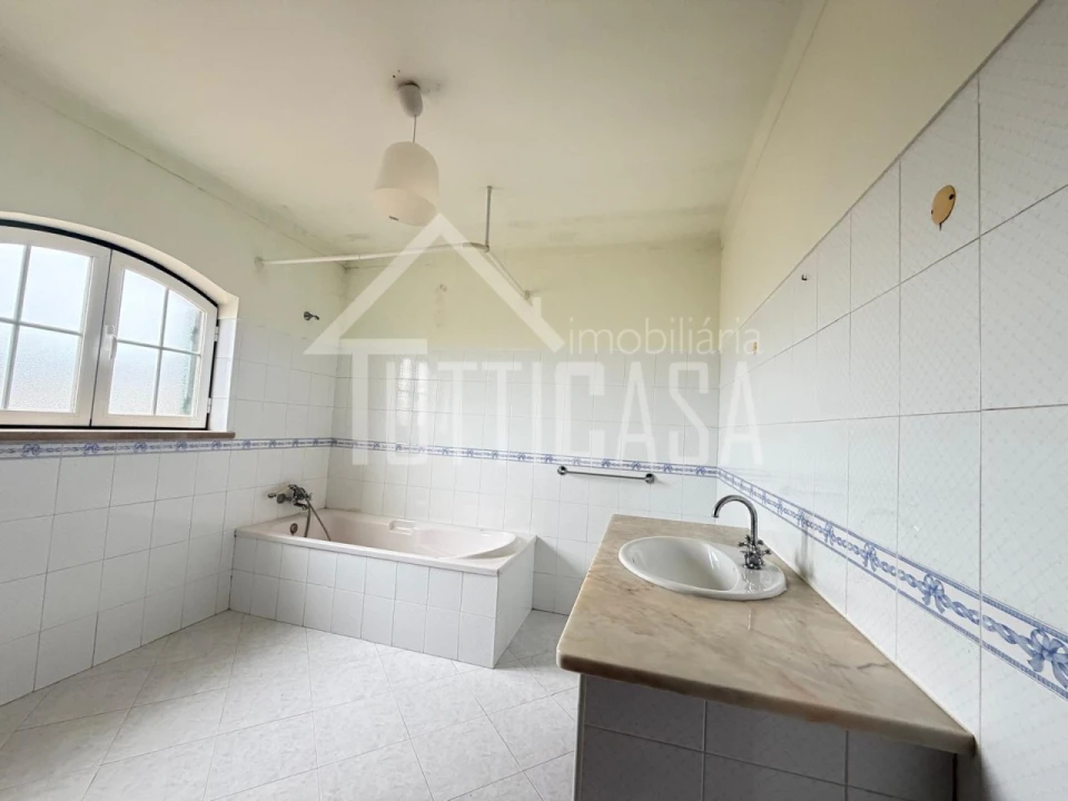 Moradia T4 para Venda em Ramalhal Foto 41