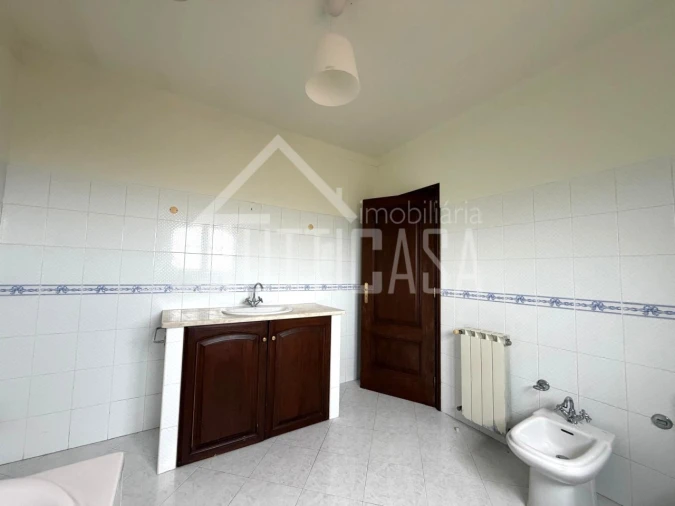 Moradia T4 para Venda em Ramalhal Foto 40