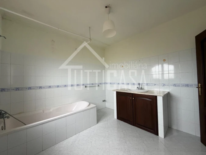 Moradia T4 para Venda em Ramalhal Foto 42