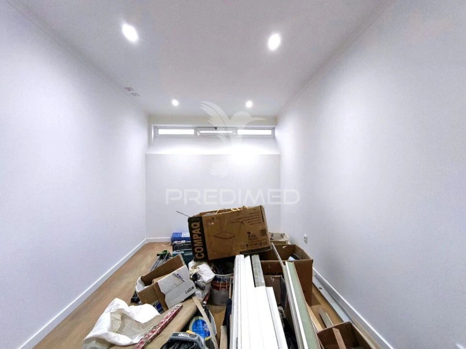 Apartamento T2 para Venda em Venteira Foto 14