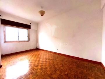 Apartamento T3 para Venda em Mina de Água