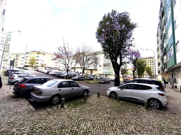 Apartamento T3 para Venda em Mina de Água