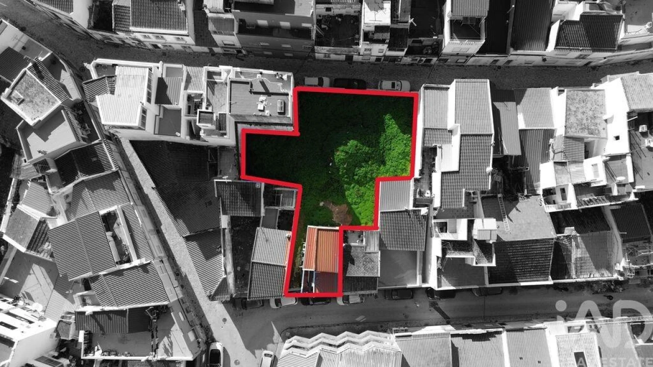 Terreno para Venda em Portimão Foto 2