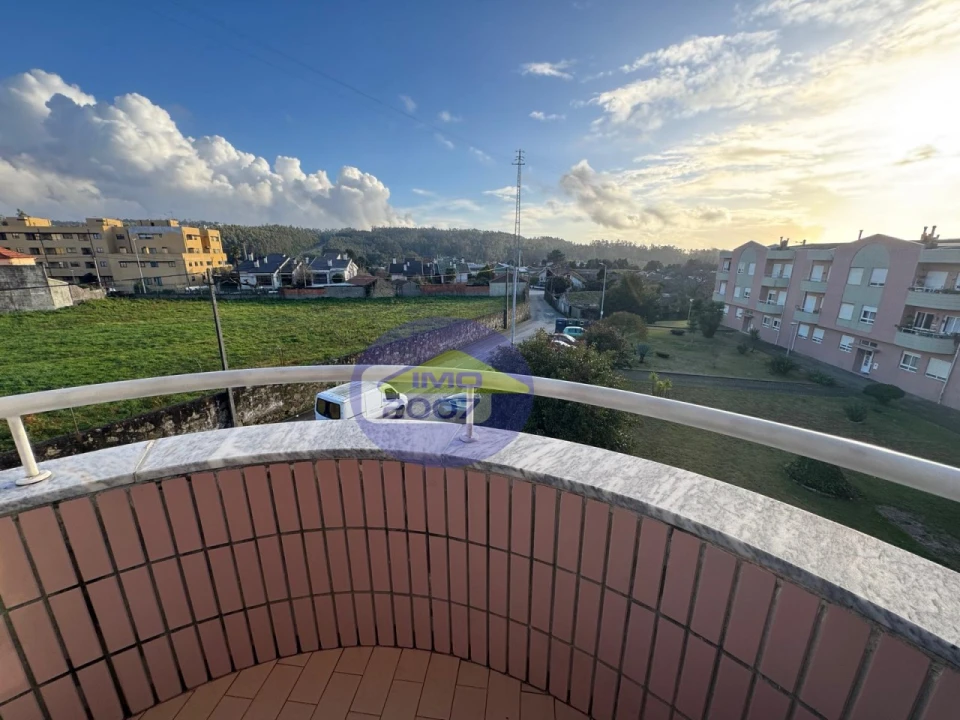 Apartamento T3 para Venda em Santa Maria de Lamas Foto 14