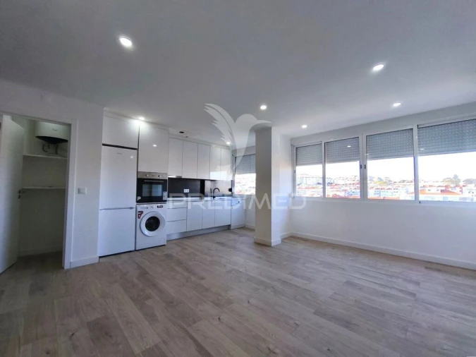 Apartamento T4 para Venda em Alfragide Foto 4