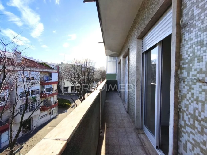 Apartamento T4 para Venda em Alfragide Foto 19