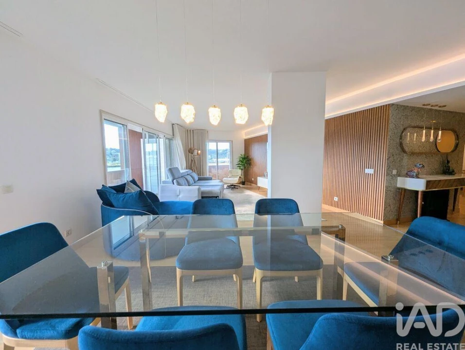 Apartamento T2 para Arrendamento em Lagos (São Sebastião e Santa Maria) Foto 6