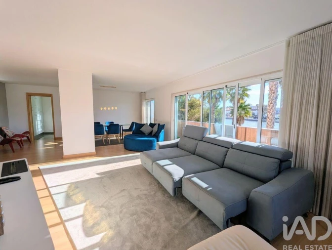 Apartamento T2 para Arrendamento em Lagos (São Sebastião e Santa Maria) Foto 11