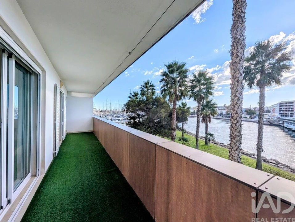 Apartamento T2 para Arrendamento em Lagos (São Sebastião e Santa Maria) Foto 13