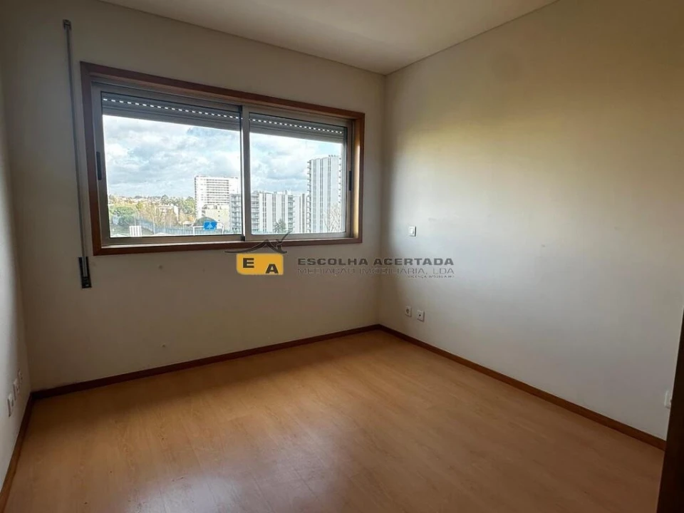 Apartamento T3 para Venda em Cidade da Maia Foto 7