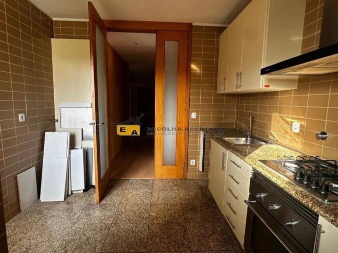 Apartamento T3 para Venda em Cidade da Maia Foto 4