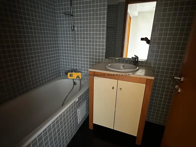 Apartamento T3 para Venda em Cidade da Maia Foto 9