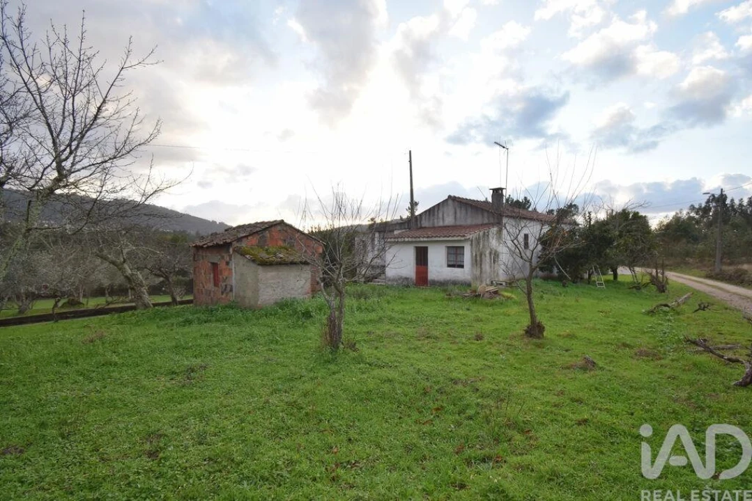 Moradia T2 para Venda em Vila Nova Foto 4