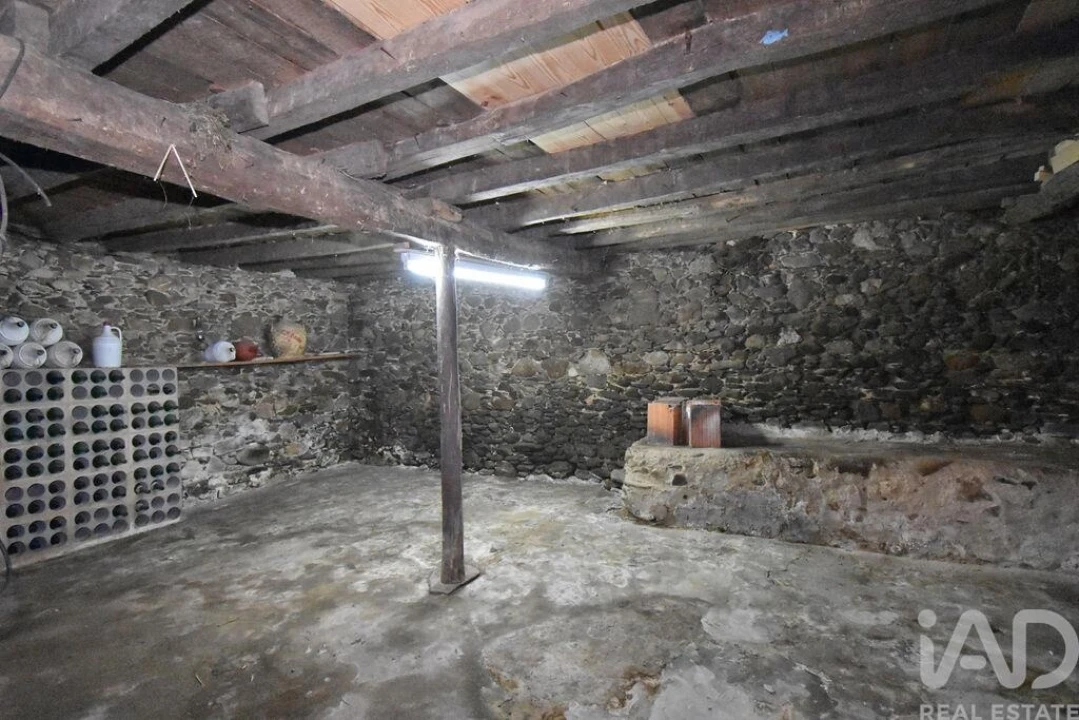 Moradia T2 para Venda em Vila Nova Foto 22