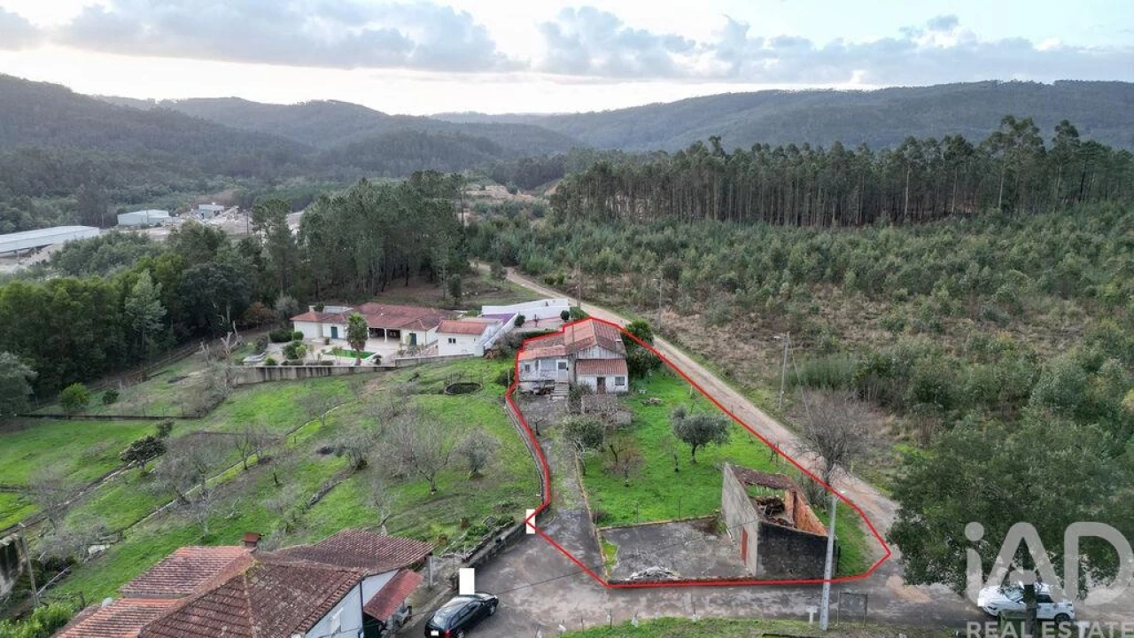 Moradia T2 para Venda em Vila Nova Foto 1