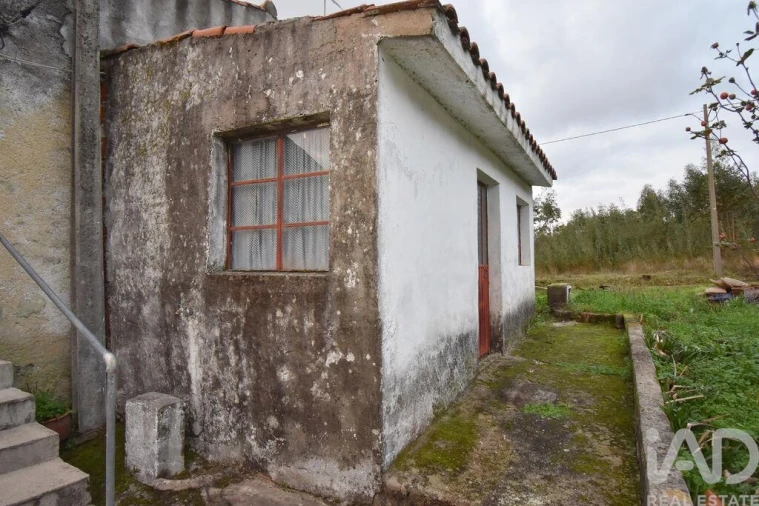 Moradia T2 para Venda em Vila Nova Foto 25