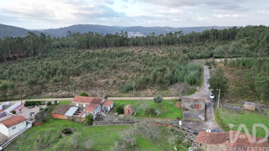 Moradia T2 para Venda em Vila Nova Foto 30