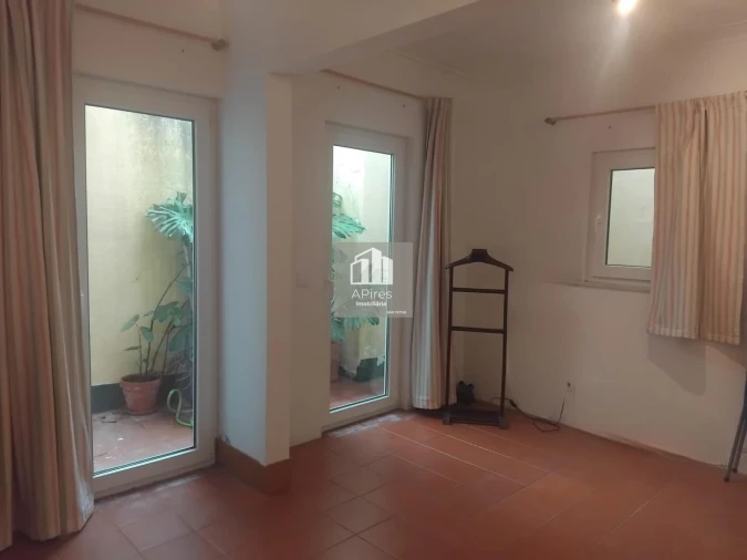 Moradia T1 para Venda em Caparica e Trafaria